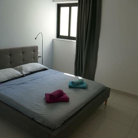 Apartmán Calypso Court Mellieħa Exteriér fotografie