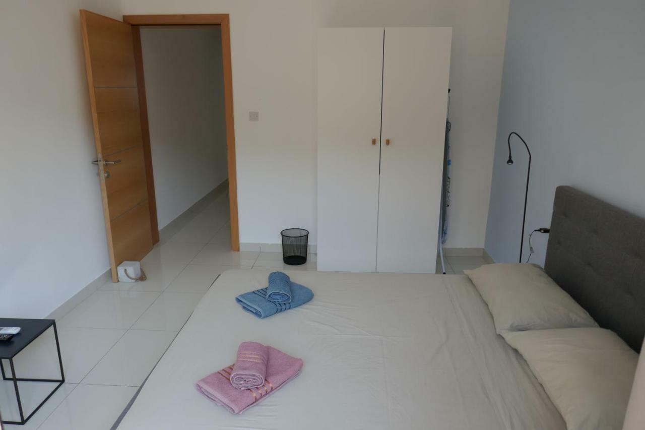 Apartmán Calypso Court Mellieħa Exteriér fotografie
